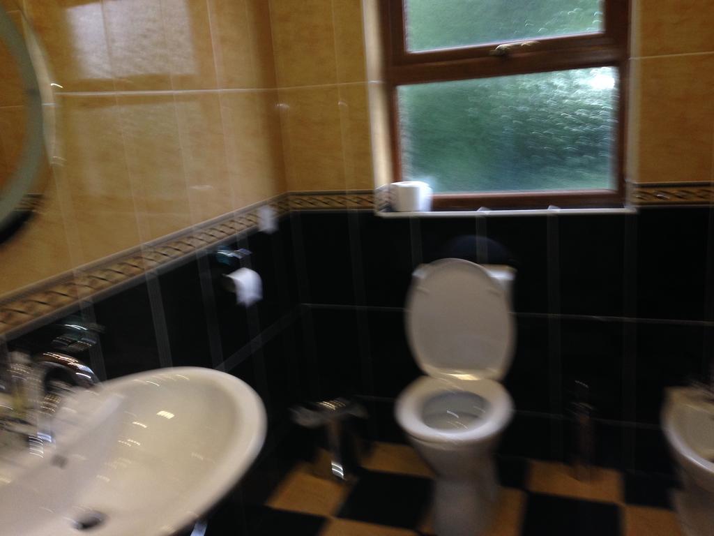 Leigh House Bed And Breakfast Ballyroney Room photo
